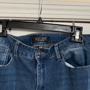 Judy Blue women’s Dark Wash Jeans